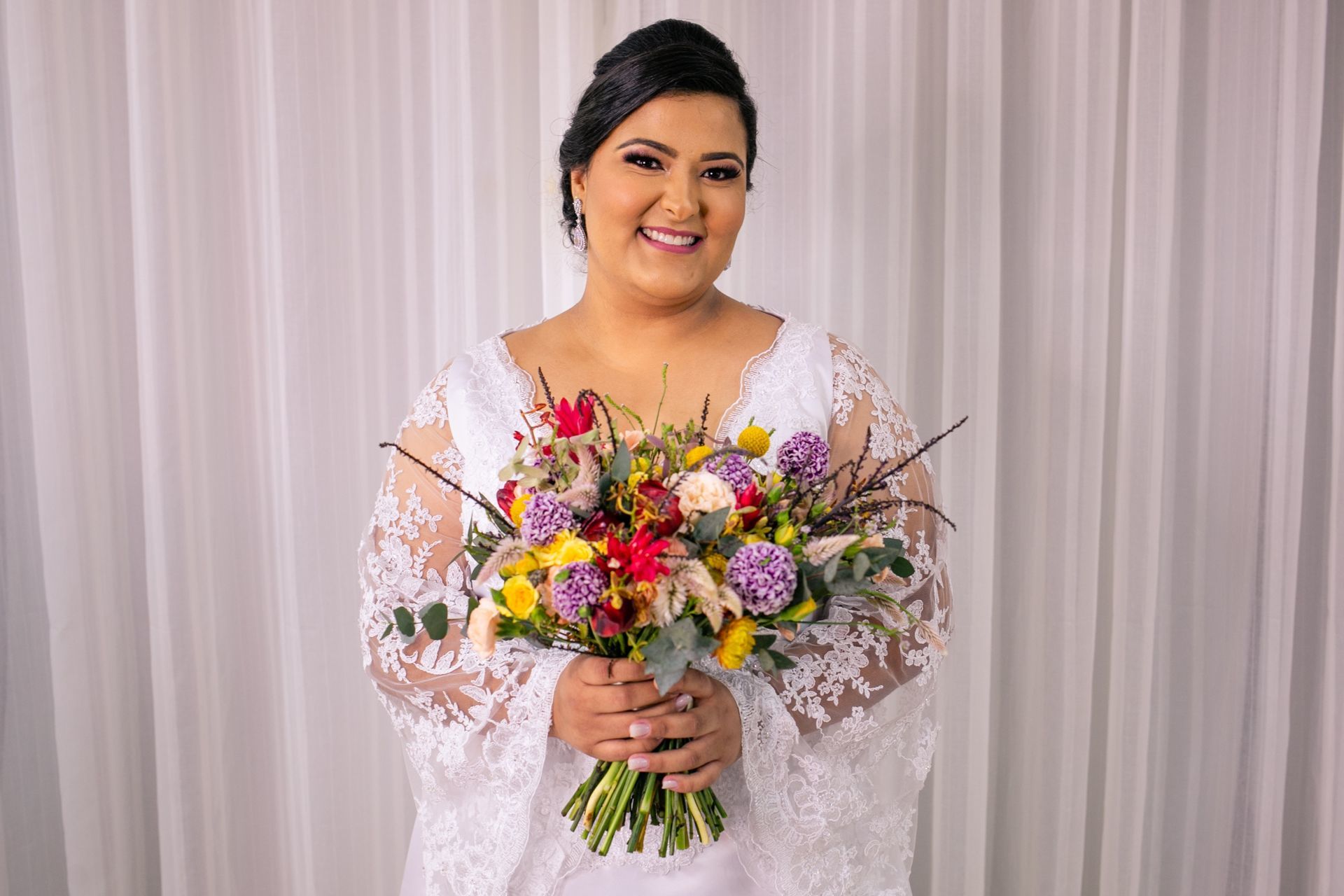 Foto Buquê de Flores para Noivas no Rio de Janeiro: 3 Tipos para Escolher o Seu Buquê Ideal Foto Buquê de Flores para Noivas no Rio de Janeiro: 3 Tipos para Escolher o Seu Buquê Ideal - Imagem 3